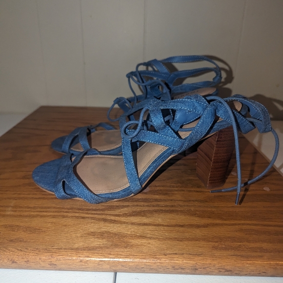 Torrid 13w  denim lace up sandals - Picture 4 of 5